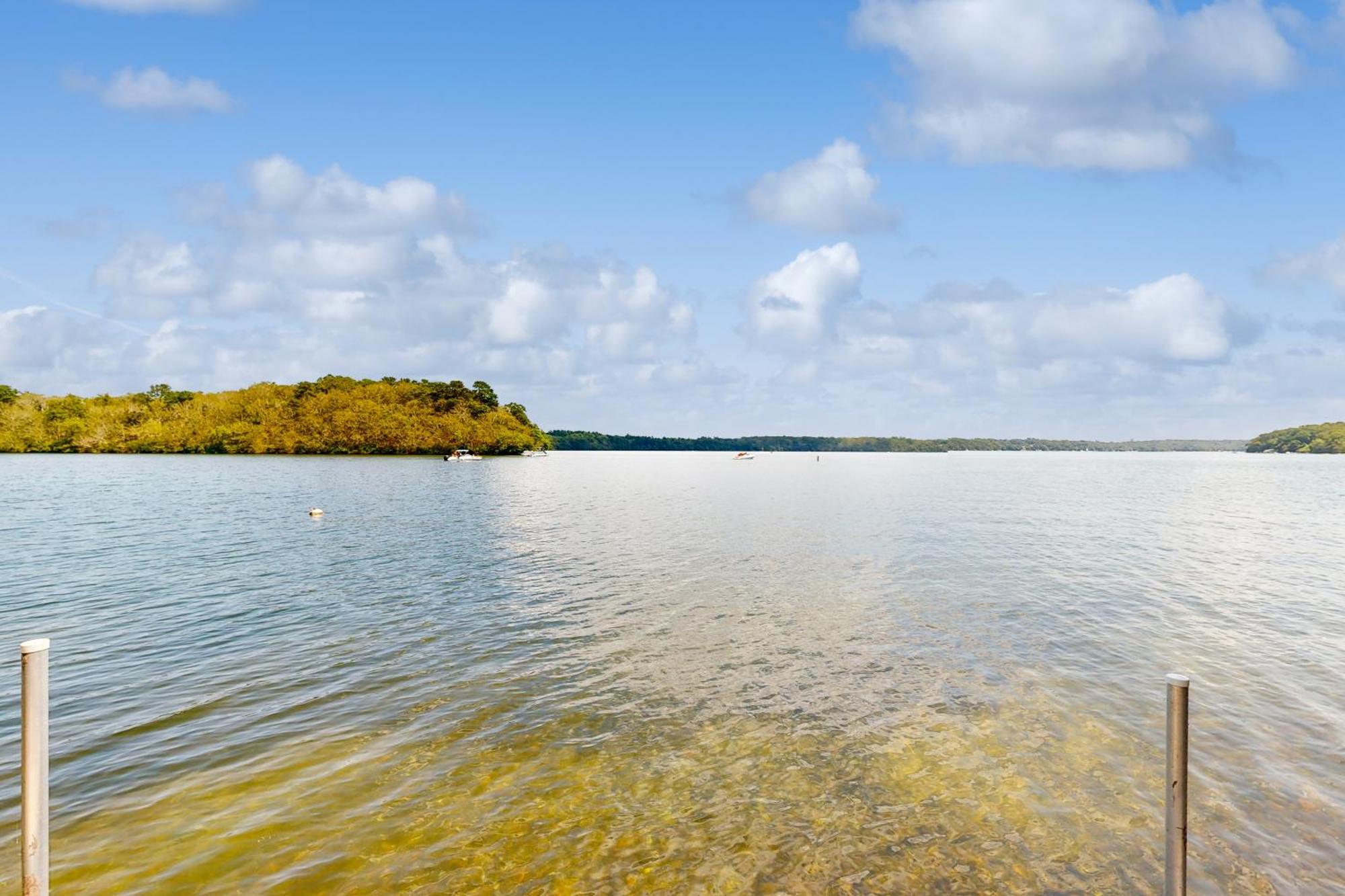 Pickerel Cove Cottage Машпи Экстерьер фото